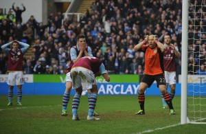 Brad+Guzan+Reading+v+Aston+Villa+Premier+League Brad+Guzan+Reading+v+Aston+Villa+Premier+League